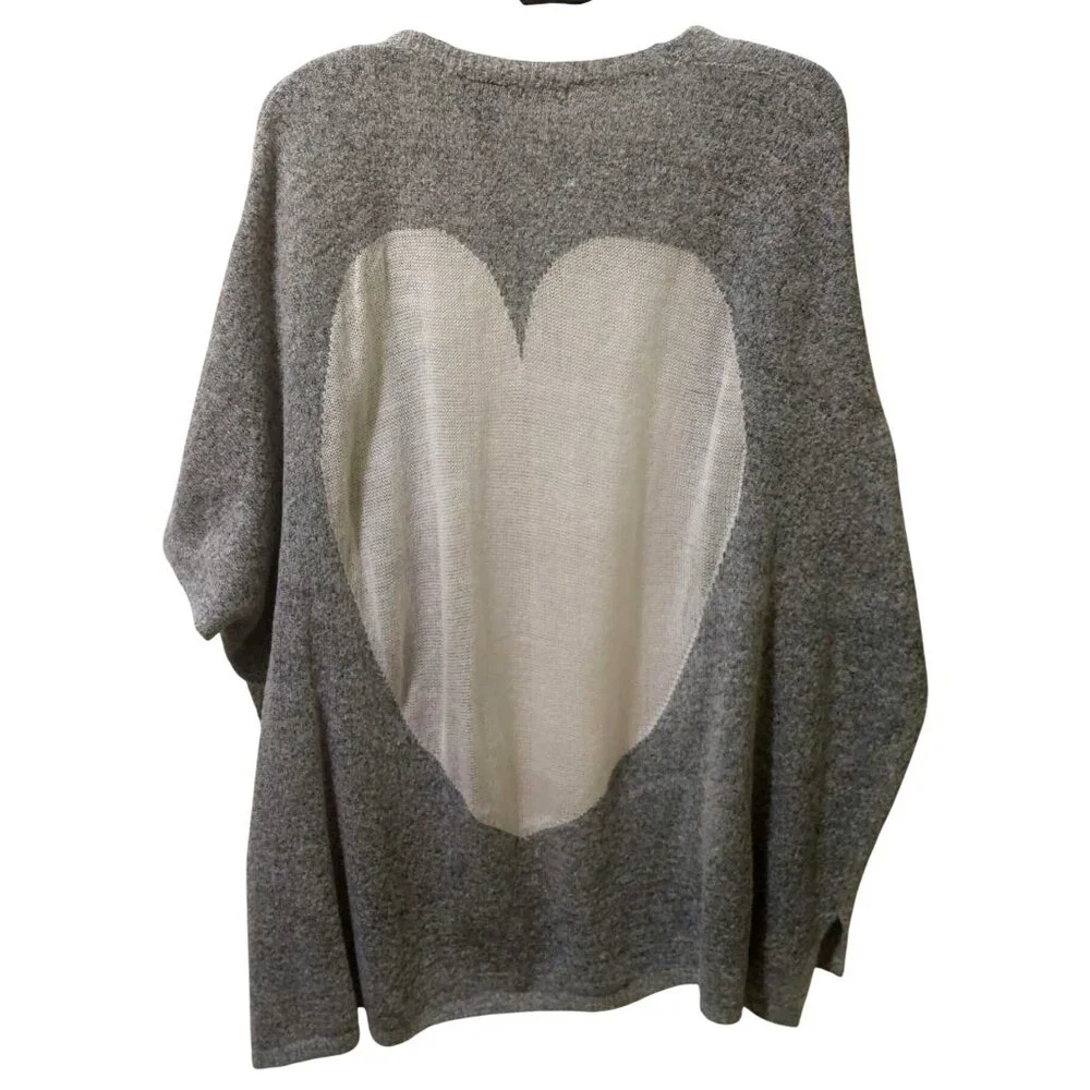 k. by kersh Women's Gray Short Sleeve Cardigan W/ White Heart on Back Size XL - Picture 2 of 10